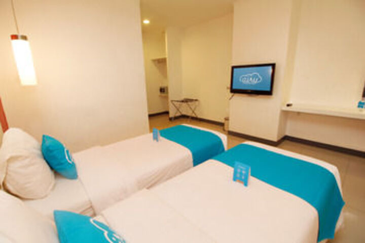 Room 12 of 23