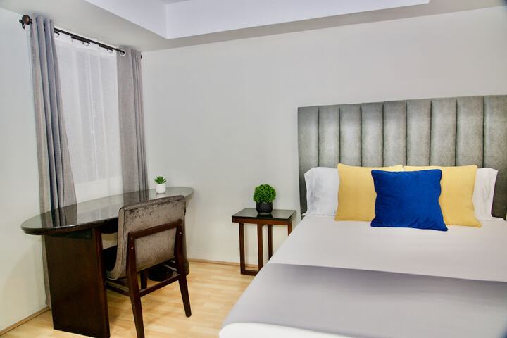 Room 25 of 159