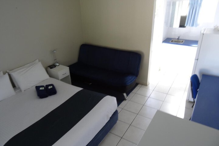 Room 8 of 24
