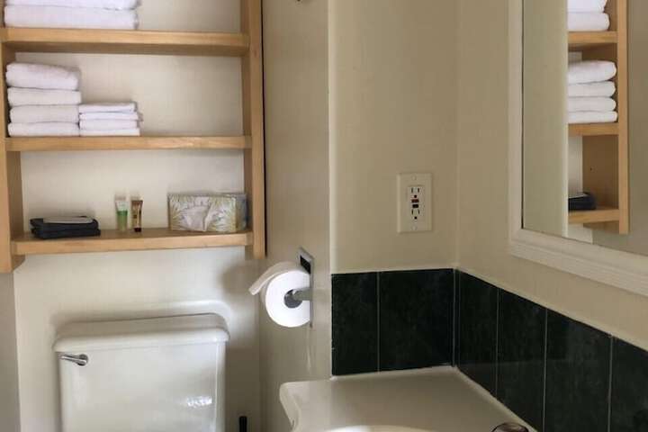 Room 47 of 74