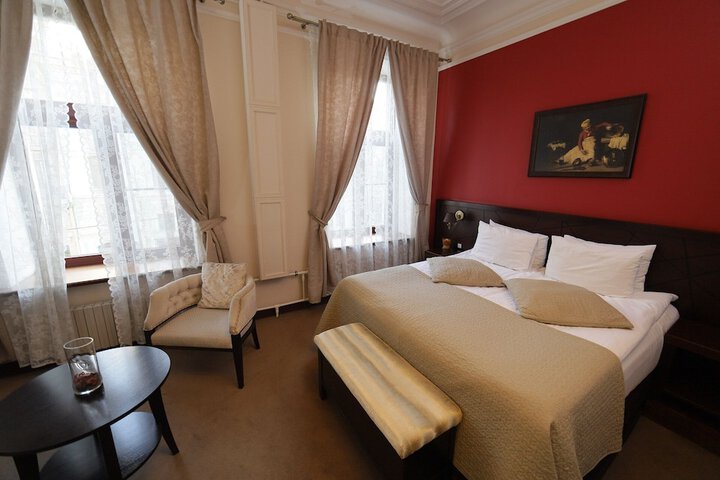 Room 15 of 89