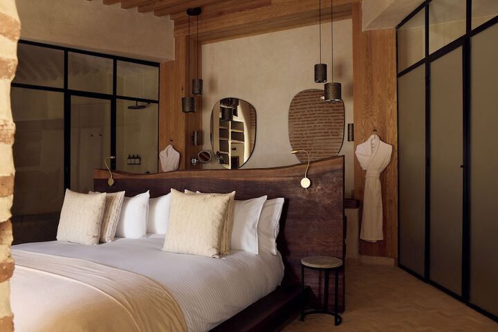 Room 8 of 36
