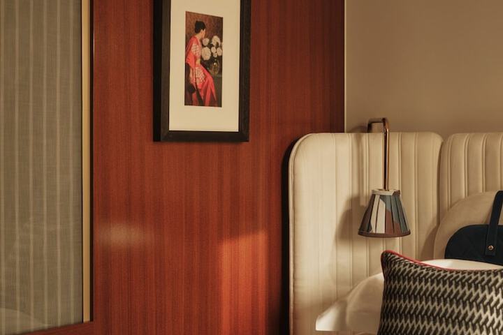 Room 3 of 40