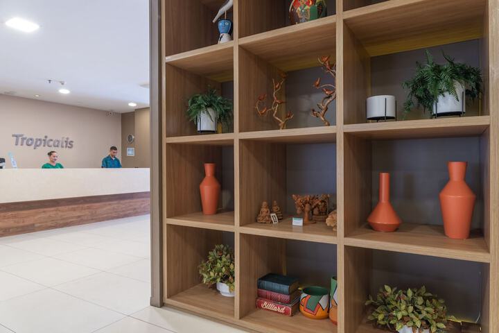 Entrance & Lobby