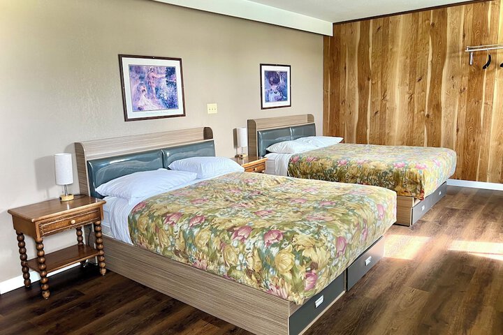 Room 3 of 9