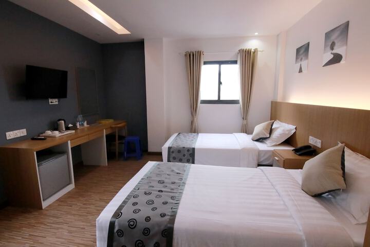 Room 25 of 60