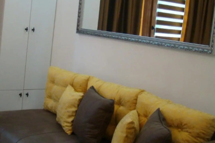 Room 12 of 15