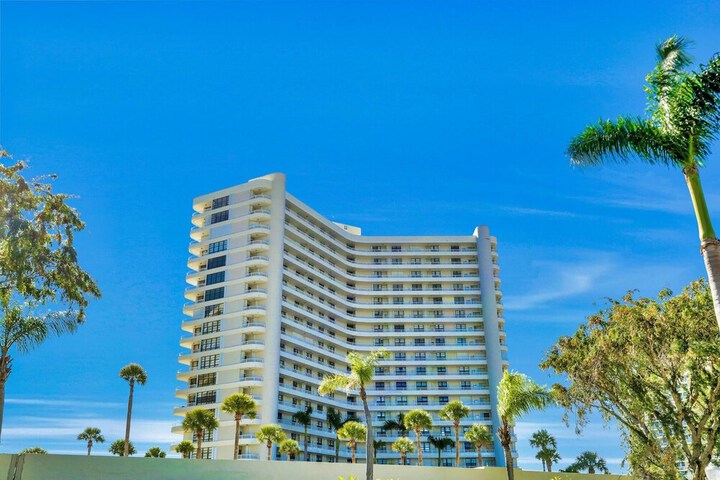 Hotel 40 of 52