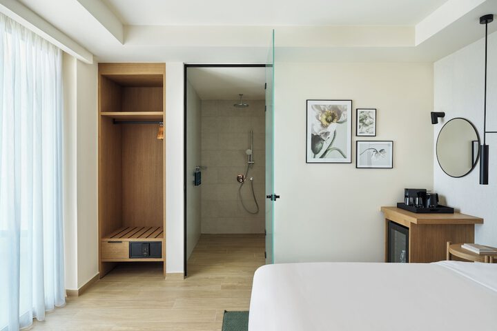 Room 7 of 54