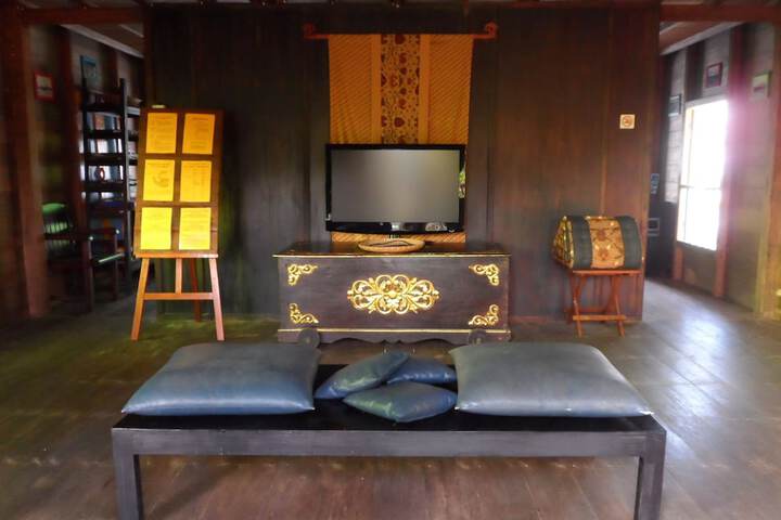 Hotel Interior 77 of 113
