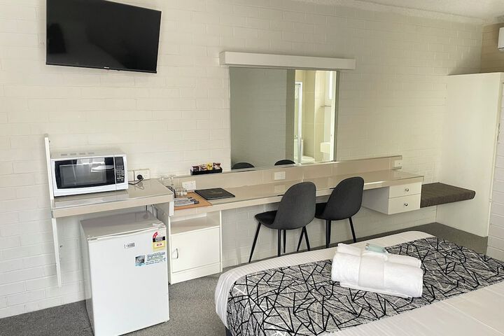 Room 25 of 52