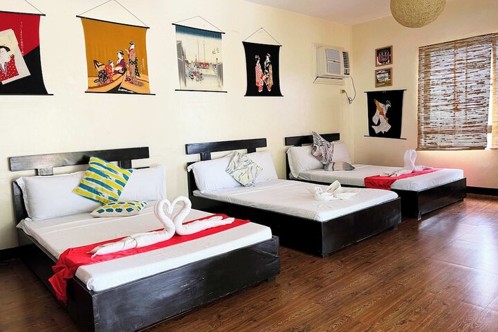 Room 65 of 182