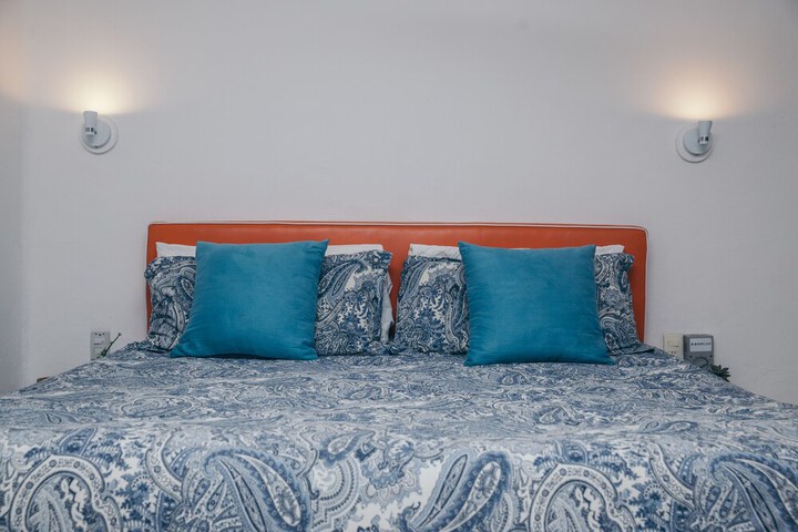 Room 4 of 45