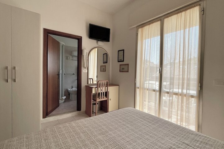 Room 22 of 87