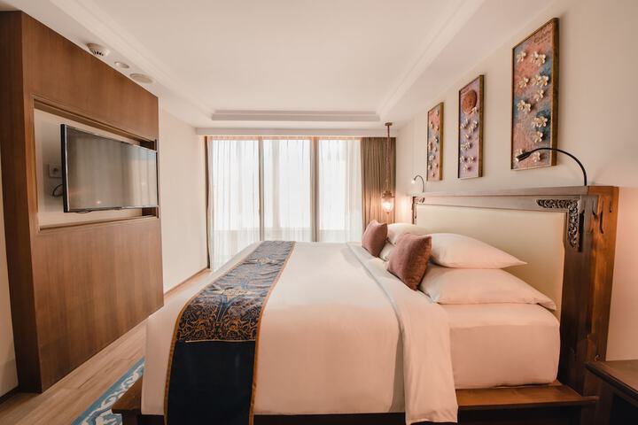 Room 26 of 192