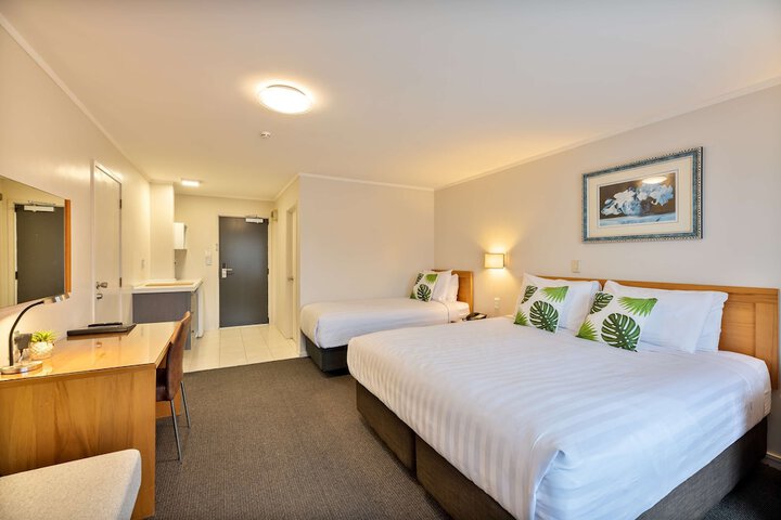 Room 16 of 117