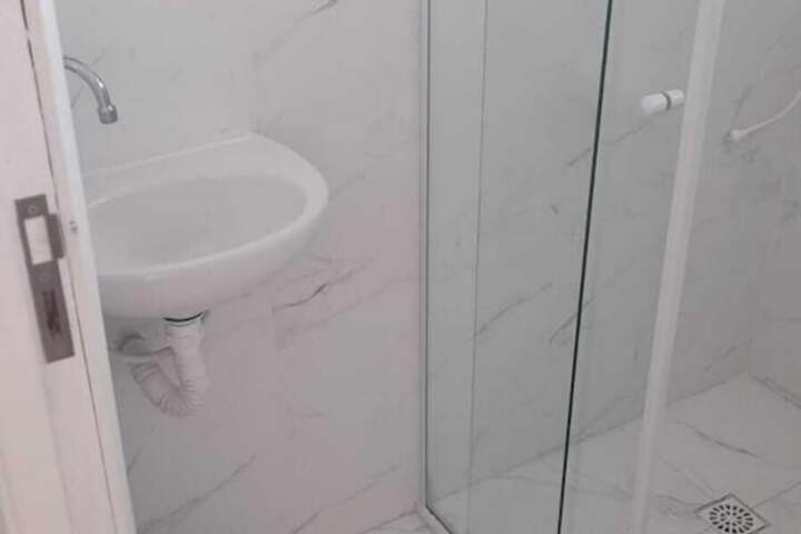 Room 3 of 10