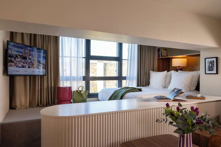 Room 91 of 203