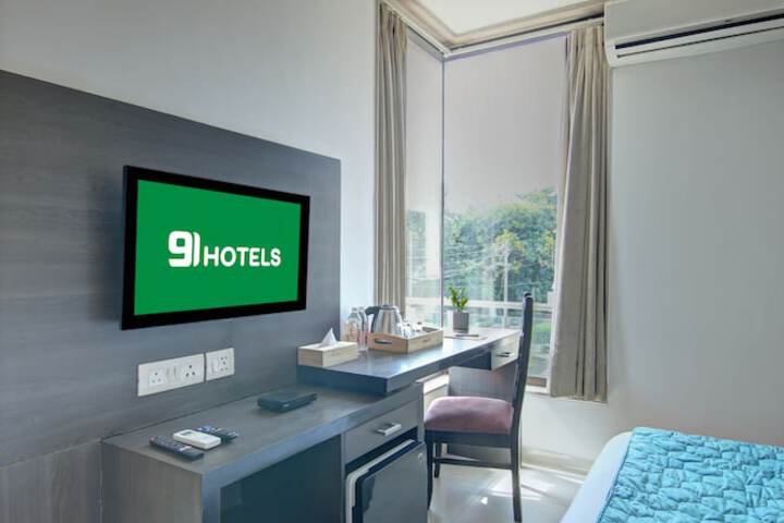 Room 43 of 82