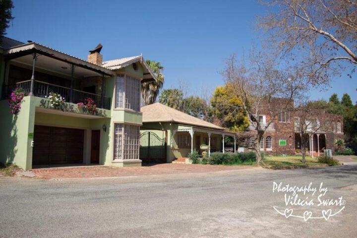 Mistique Waters Guesthouse