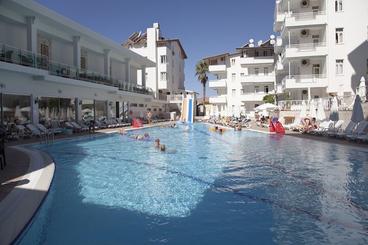 Pool 48 of 109