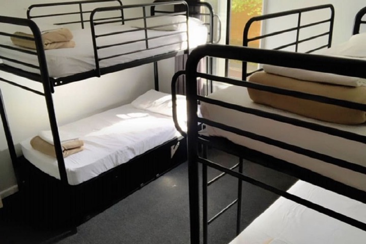 Room 19 of 35