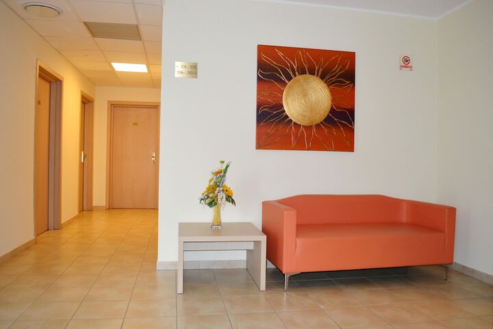 Hotel Interior 4 of 33