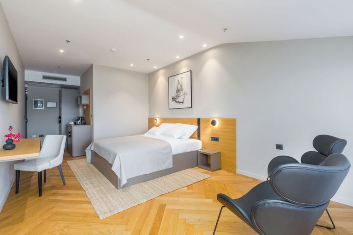 Room 22 of 59