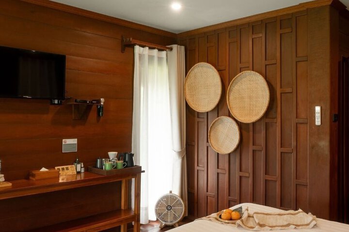 Room 13 of 95