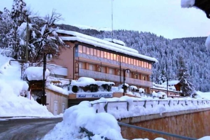 Hotel 38 of 48