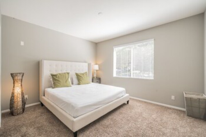 Room 163 of 187