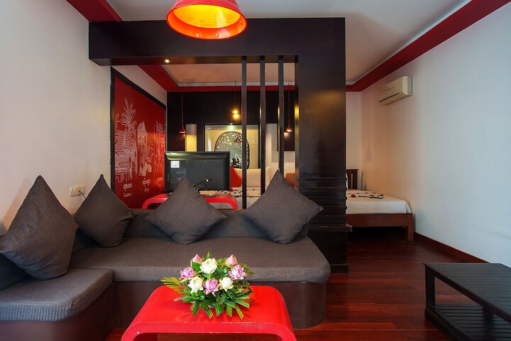 Room 6 of 68
