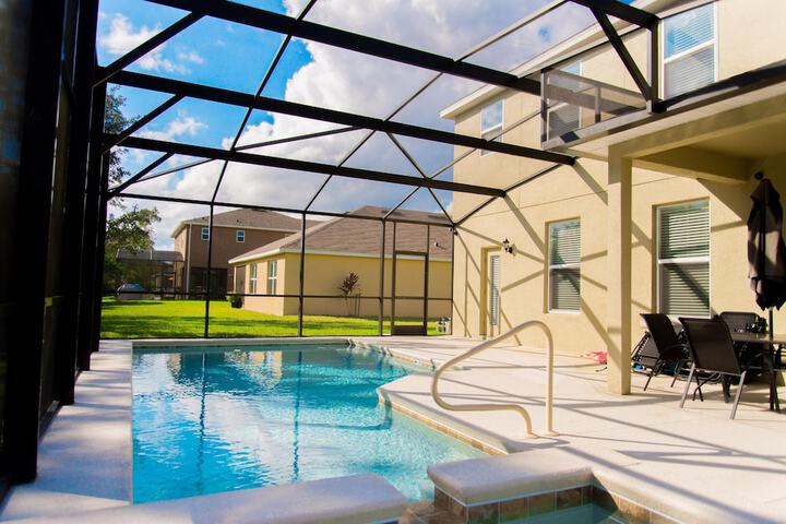 Pool 31 of 42