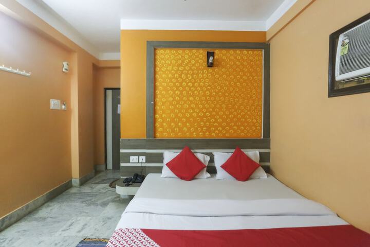 Room 5 of 20