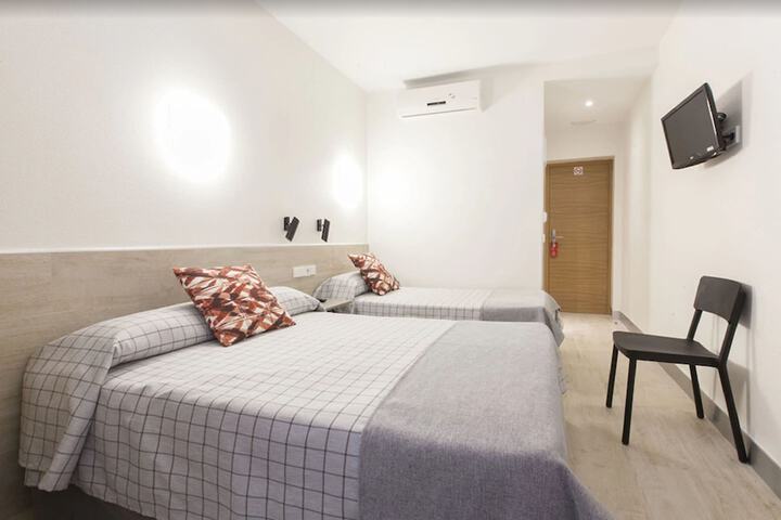 Room 21 of 89