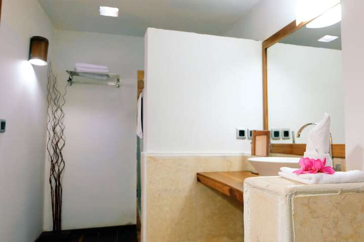 Room 18 of 47