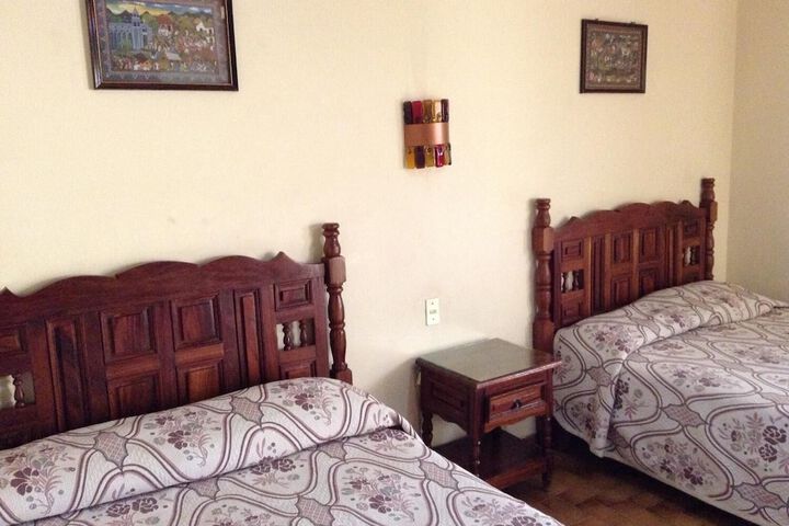 Room 6 of 42