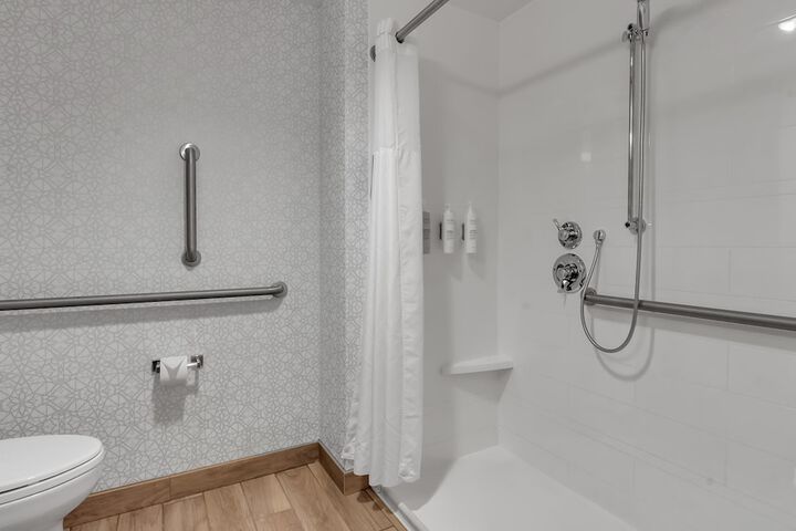 Room 29 of 61