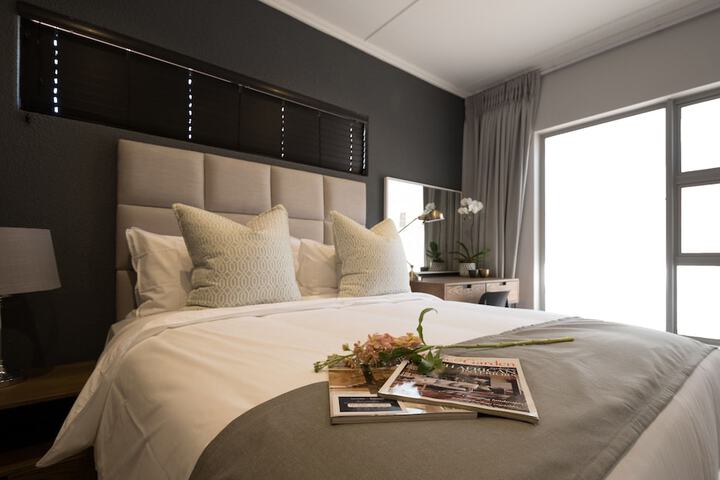 Room 4 of 27
