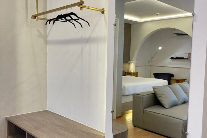 Room 35 of 113