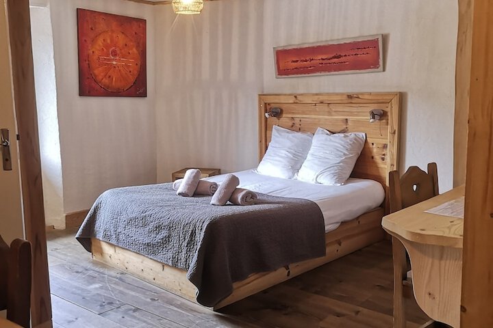 Auberge Les 2 Moucherolles in Correncon-en-Vercors