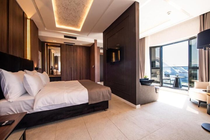 Premium hotel