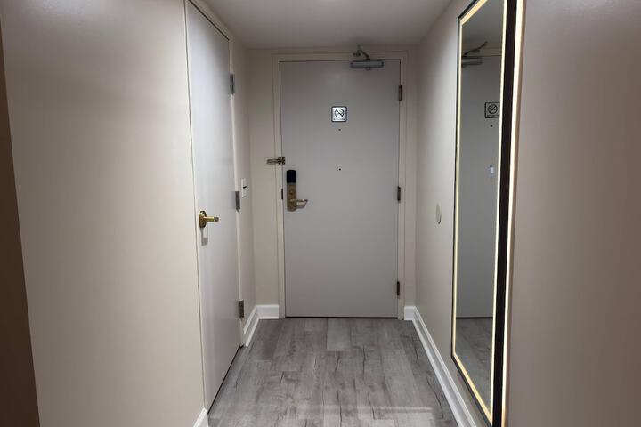 Room 35 of 54