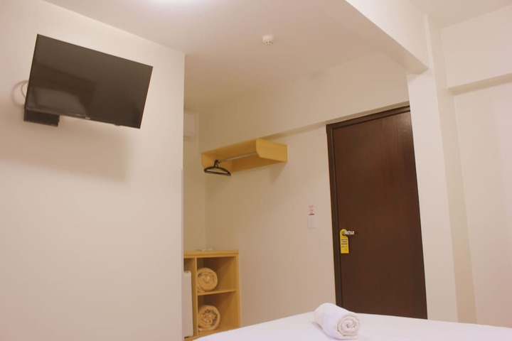 Room 12 of 44