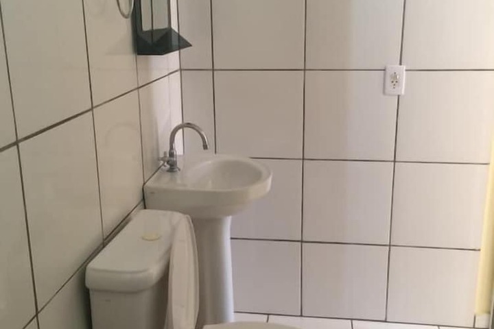 Room 8 of 12