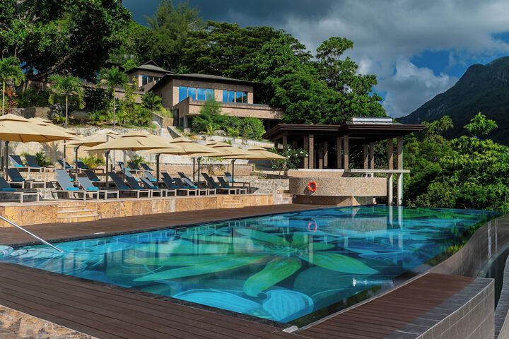 Pool 41 of 58