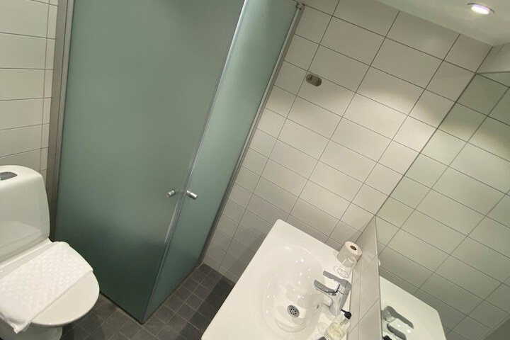 Clean Restrooms