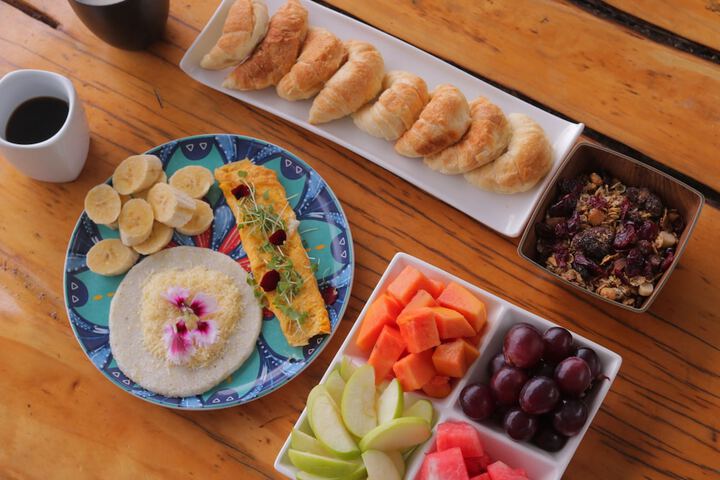 Breakfast/Coffee Service 46 of 60