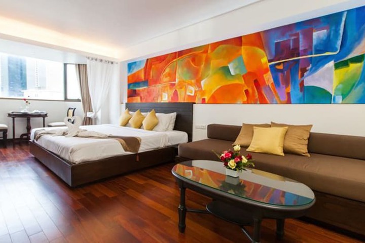 Room 16 of 51