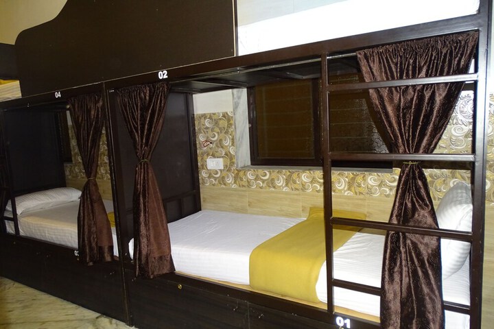 Room 7 of 21